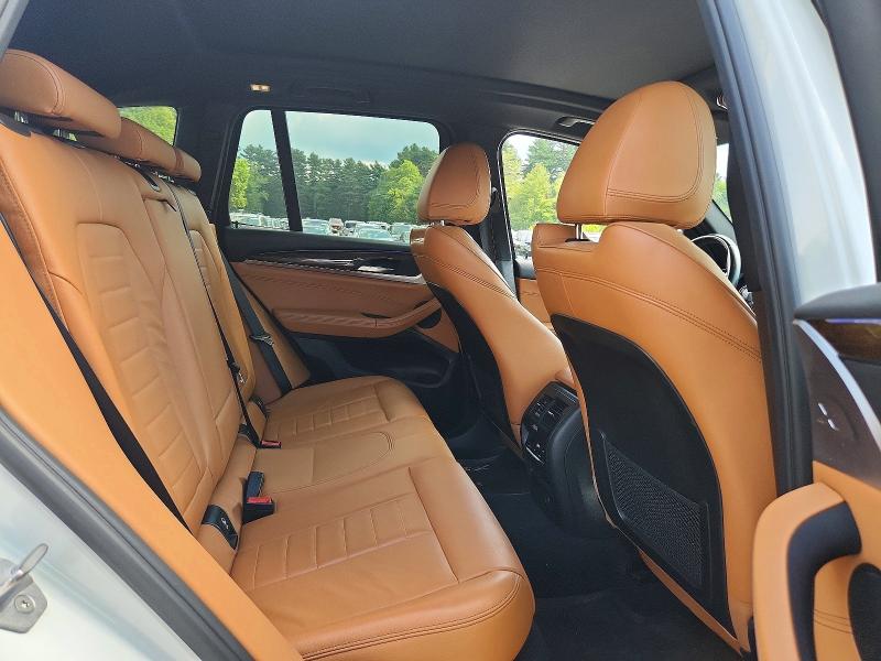 Photo 11 from auction – 2019 BMW X3 with VIN 5UXTR9C55KLE17955