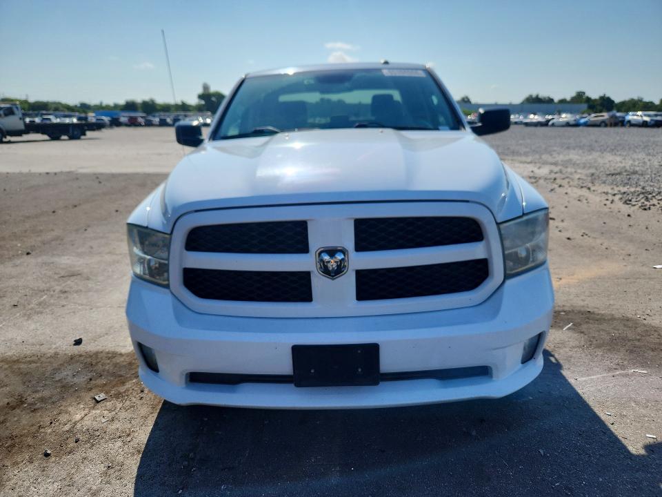 Photo 5 from auction – 2016 RAM 1500 with VIN 3C6RR7KTXGG158422