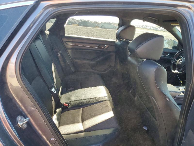Photo 10 from auction – 2018 HONDA ACCORD with VIN 1HGCV1F30JA181202