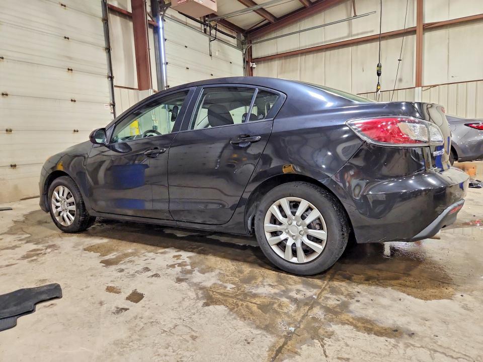 Photo 2 from auction – 2010 MAZDA 3 with VIN JM1BL1SF9A1223821