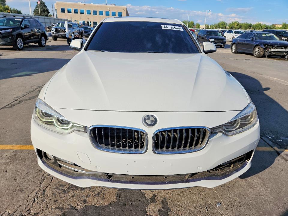Photo 5 from auction – 2017 BMW 330 with VIN WBA8D9G37HNU66578