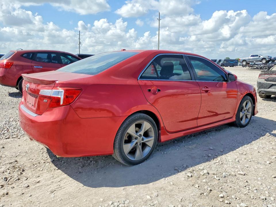 Photo 3 from auction – 2012 TOYOTA CAMRY with VIN 4T1BF1FK2CU610240