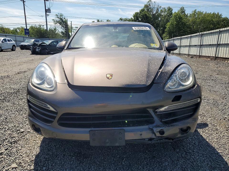 Photo 5 from auction – 2012 PORSCHE CAYENNE with VIN WP1AA2A25CLA08688