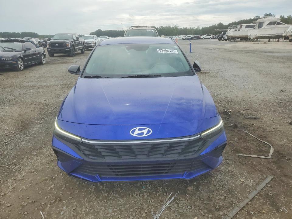 Снимка 5 от търг – 2025 HYUNDAI ELANTRA с VIN KMHLM4DG3SU020590