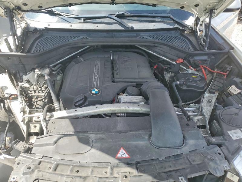 Photo 12 from auction – 2015 BMW X5 with VIN 5UXKR0C54F0K66540