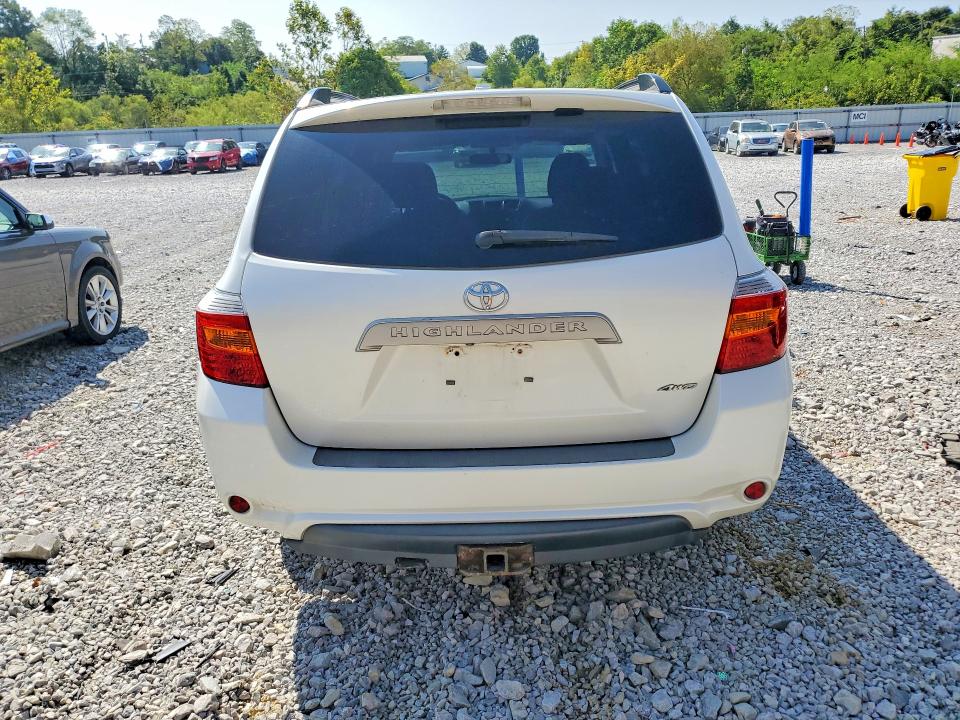 Photo 6 from auction – 2010 TOYOTA HIGHLANDER with VIN 5TDBK3EH2AS028948