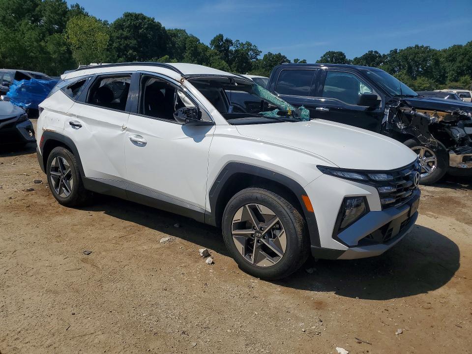 Photo 4 from auction – 2026 HYUNDAI TUCSON with VIN 5NMJBCDE5TH721652