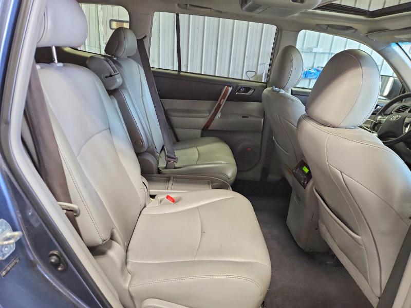 Photo 11 from auction – 2012 TOYOTA HIGHLANDER with VIN 5TDDK3EH2CS154111