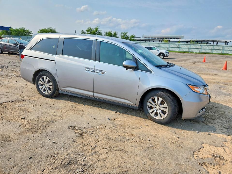 Photo 4 from auction – 2016 HONDA ODYSSEY with VIN 5FNRL5H49GB008807