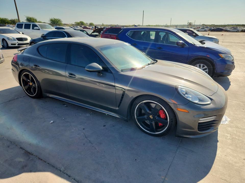 Photo 4 from auction – 2015 PORSCHE PANAMERA with VIN WP0AC2A71FL070522