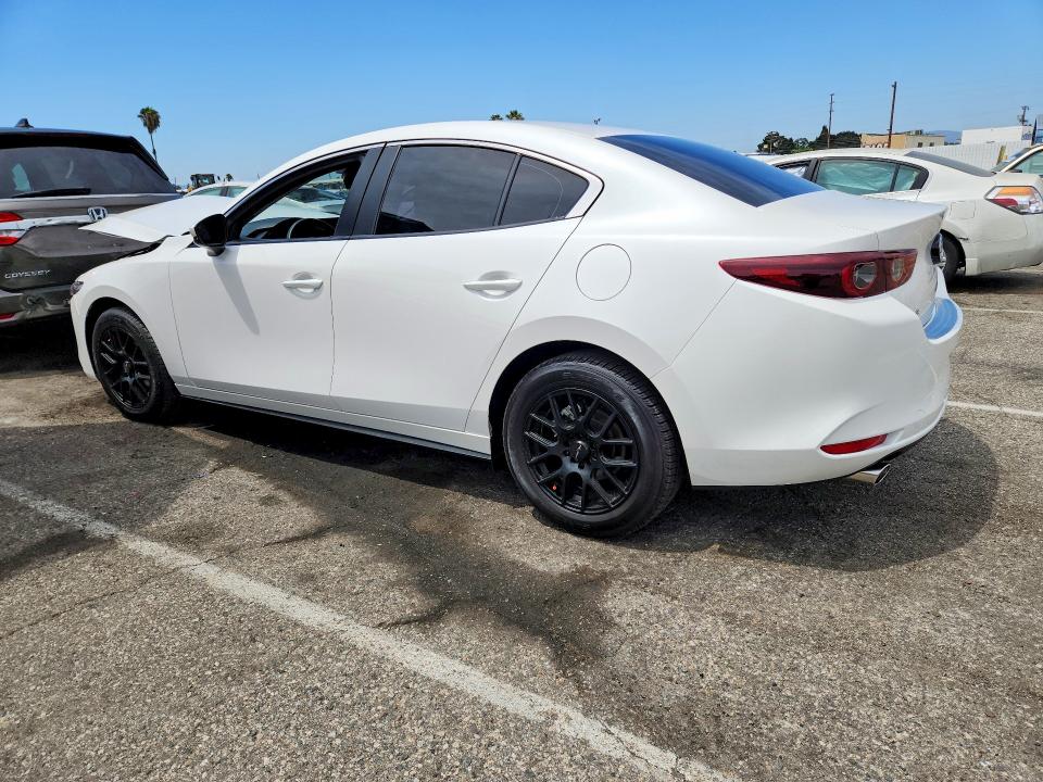 صورة رقم 2 من المزاد - 2025 MAZDA 3 مع VIN JM1BPAAMXS1774460