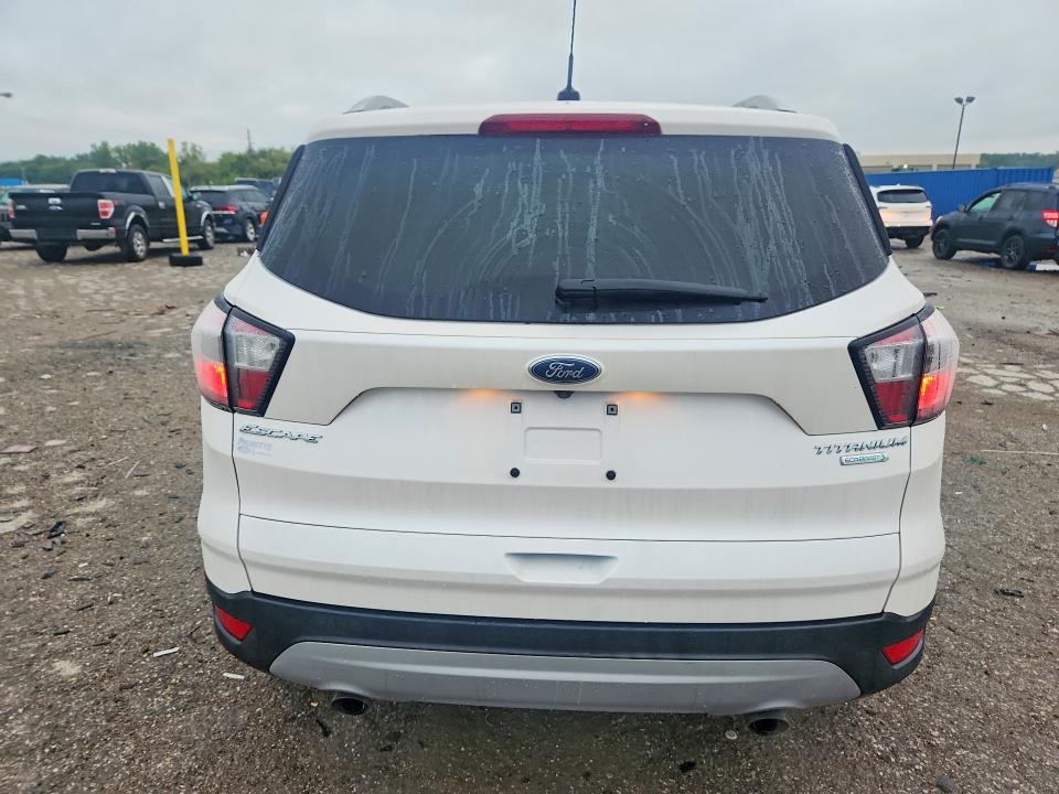 Photo 6 from auction – 2017 FORD ESCAPE with VIN 1FMCU0J97HUE84571