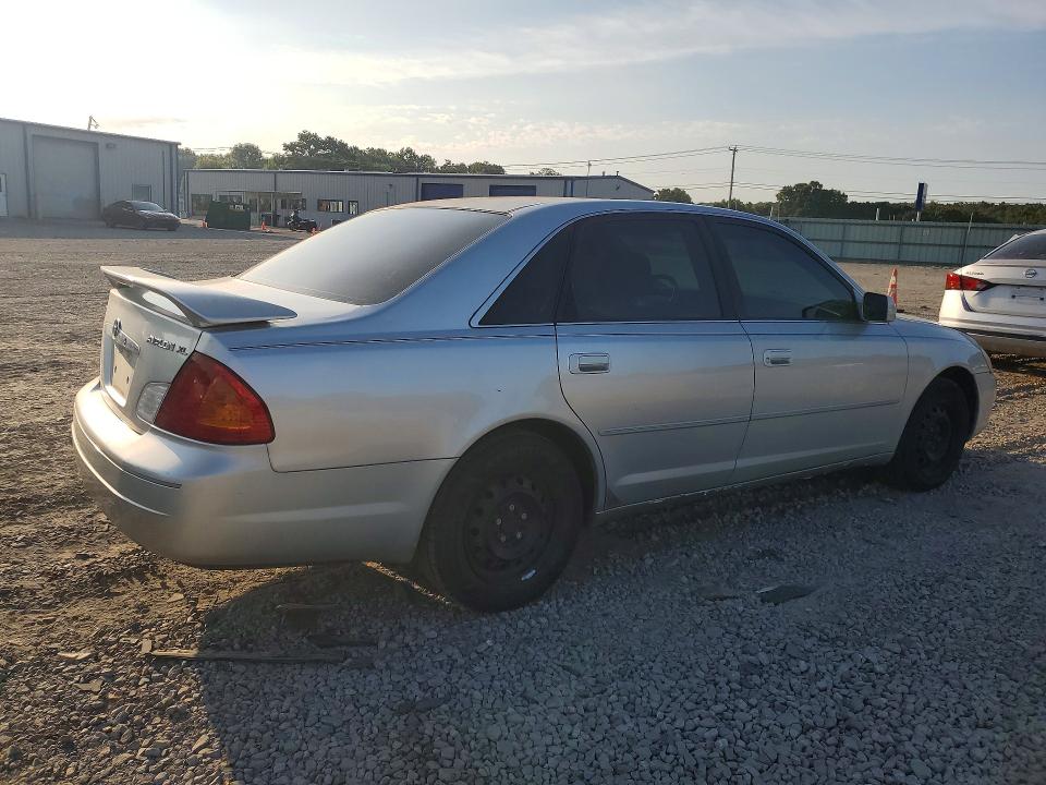 Photo 3 from auction – 2001 TOYOTA AVALON with VIN 4T1BF28B31U155687