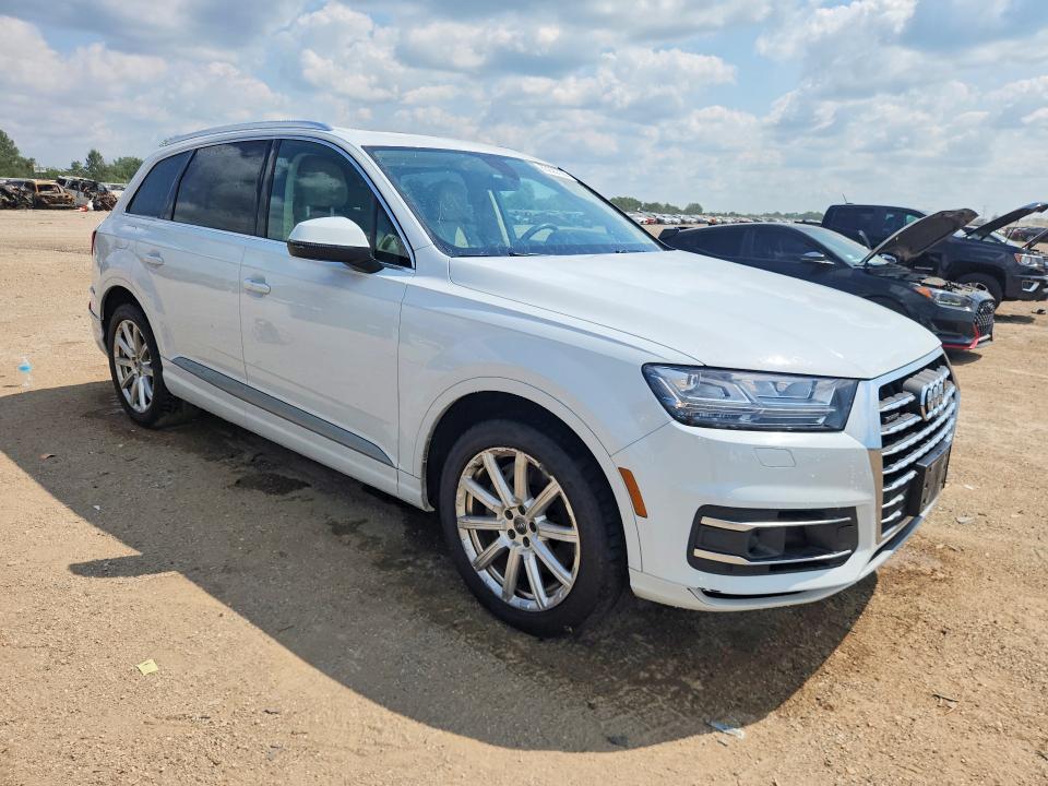 Photo 4 from auction – 2018 AUDI Q7 with VIN WA1VAAF78JD029599