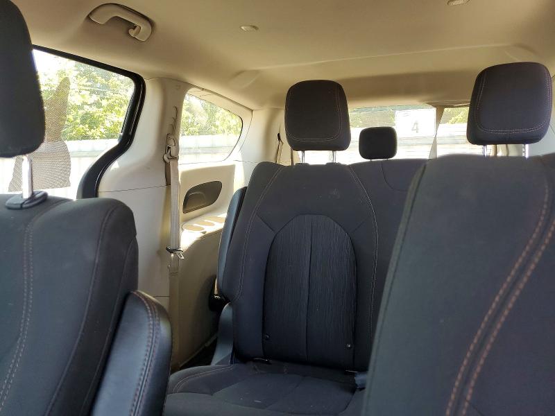 Photo 10 from auction – 2018 CHRYSLER PACIFICA with VIN 2C4RC1AG2JR139537