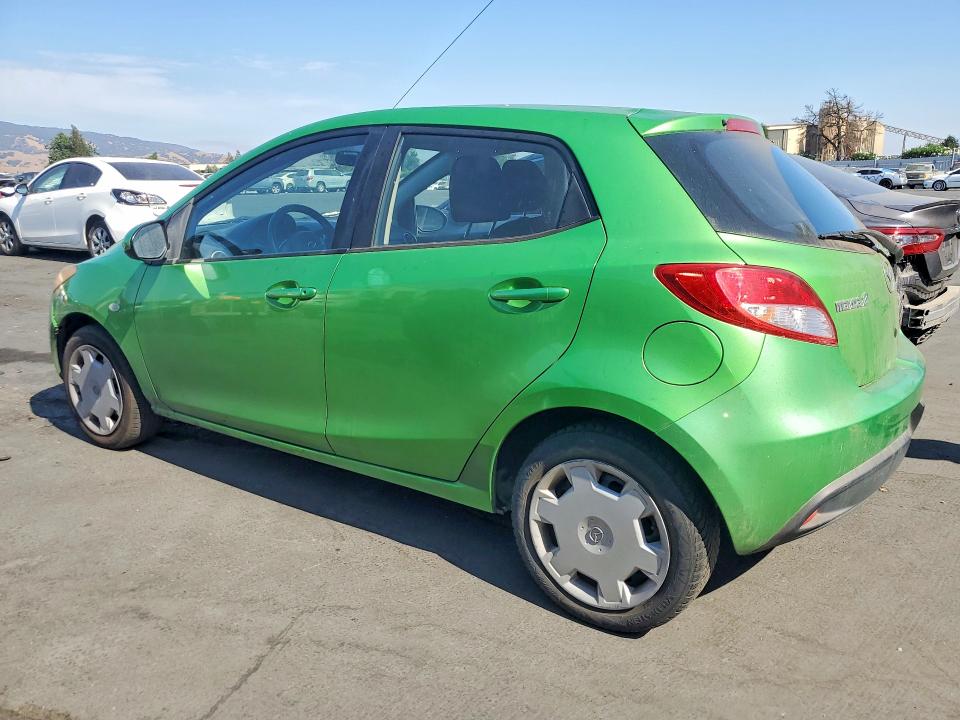 Photo 2 from auction – 2012 MAZDA MAZDA2 with VIN JM1DE1KZ5C0132664