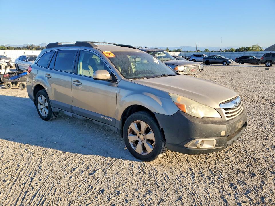 Photo 4 from auction – 2010 SUBARU OUTBACK with VIN 4S4BRBCC9A3376661