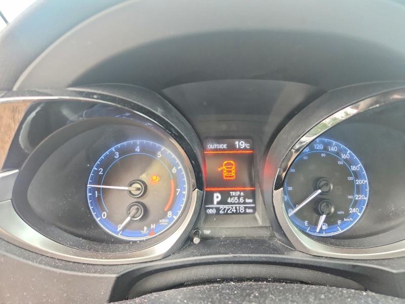 Photo 9 from auction – 2014 TOYOTA COROLLA with VIN 2T1BURHE4EC049684