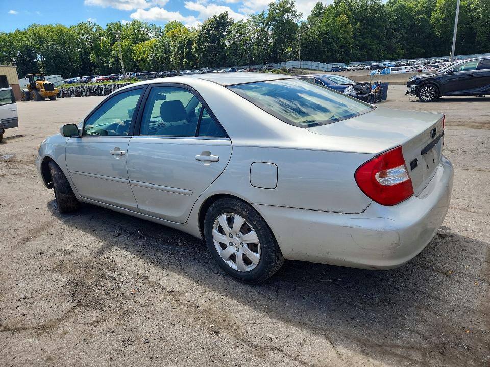 Photo 2 from auction – 2003 TOYOTA CAMRY with VIN 4T1BE32K03U139645