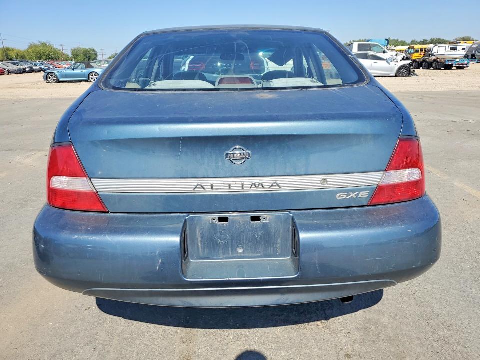 Photo 6 from auction – 2001 NISSAN ALTIMA with VIN 1N4DL01D21C216156