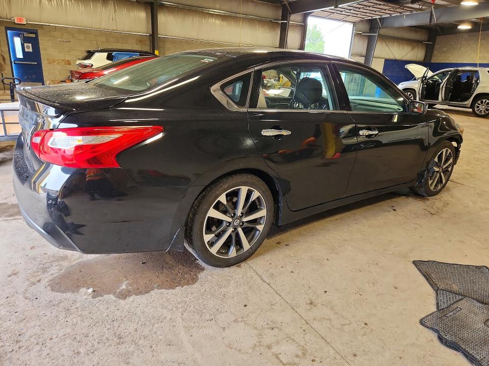 Photo 3 from auction – 2016 NISSAN ALTIMA with VIN 1N4AL3APXGC175413