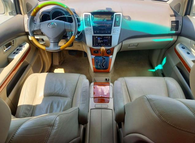 Photo 8 from auction – 2006 LEXUS RX with VIN JTJGA31U060061028