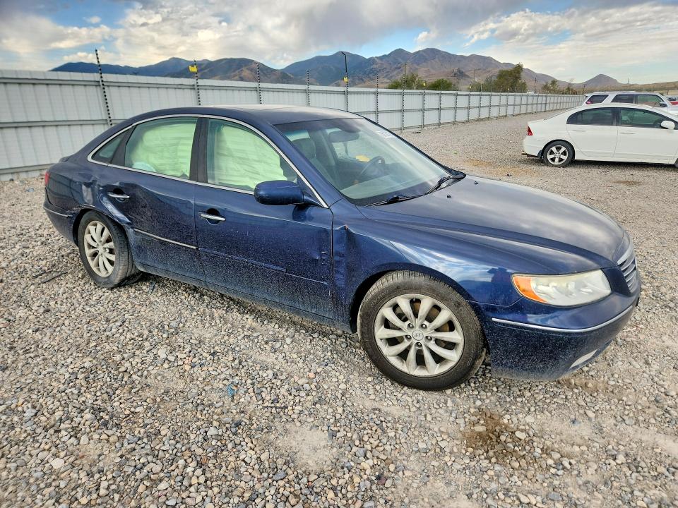 Photo 4 from auction – 2007 HYUNDAI AZERA with VIN KMHFC46F37A185570