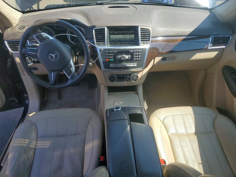 Photo 8 from auction – 2015 MERCEDES-BENZ GL with VIN 4JGDF6EE1FA463884
