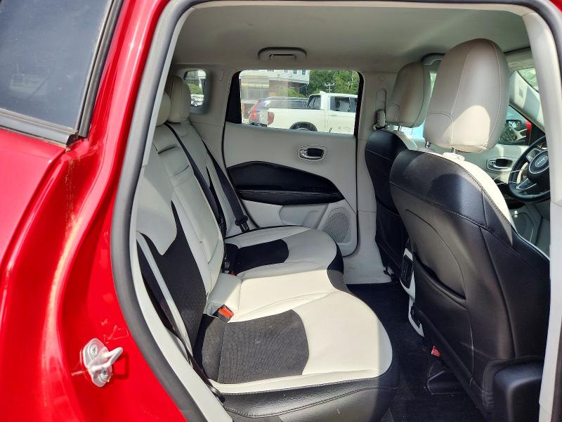 Photo 11 from auction – 2019 JEEP COMPASS with VIN 3C4NJDBB6KT686110