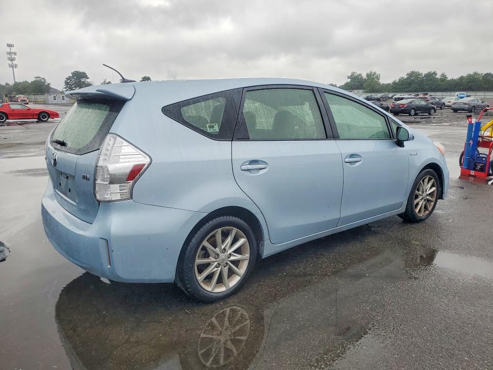 Photo 3 from auction – 2012 TOYOTA PRIUS V with VIN JTDZN3EU2C3029010