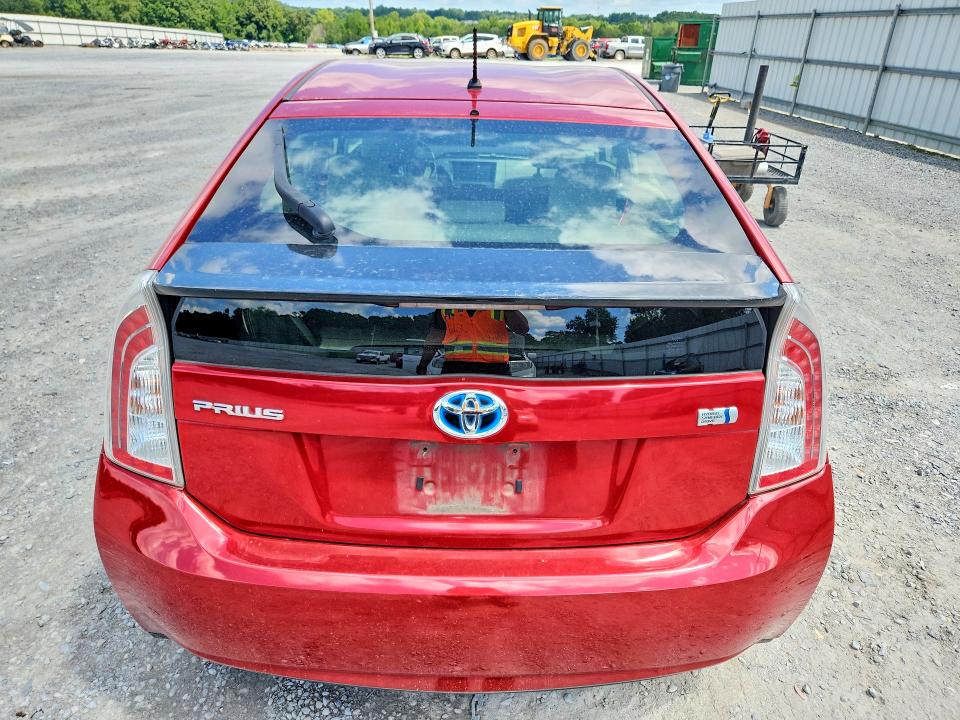 Photo 6 from auction – 2014 TOYOTA PRIUS with VIN JTDKN3DU6E0362981