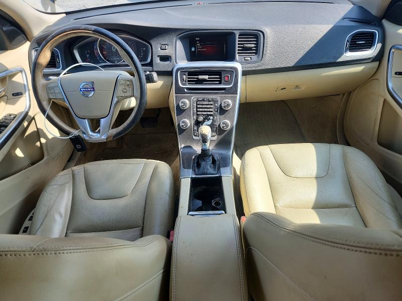 Photo 8 from auction – 2016 VOLVO S60 with VIN YV126MFK0G2400186