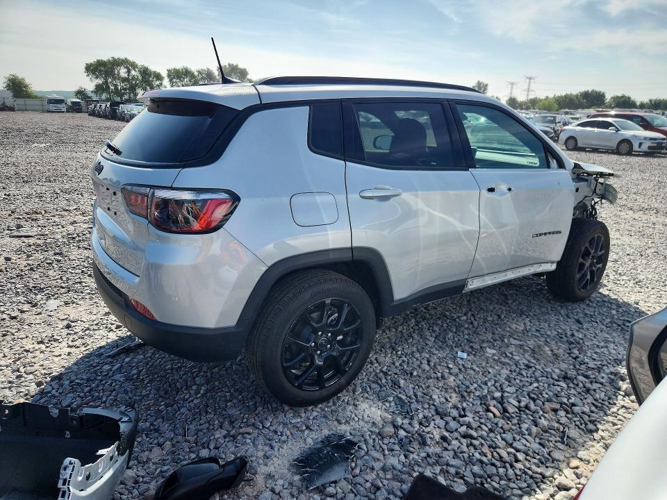 Photo 3 from auction – 2026 JEEP COMPASS with VIN 3C4NJDBN3TT180410