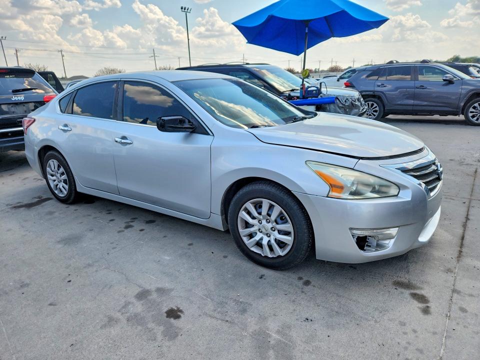 Photo 4 from auction – 2013 NISSAN ALTIMA with VIN 1N4AL3AP8DC279555