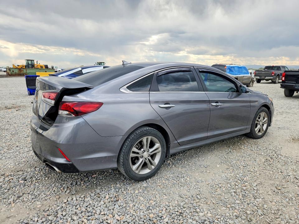 Photo 3 from auction – 2019 HYUNDAI SONATA with VIN 5NPE34AF5KH739507