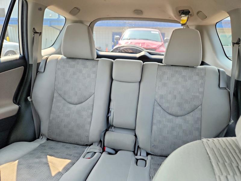 Photo 10 from auction – 2011 TOYOTA RAV4 with VIN 2T3BF4DV6BW163190