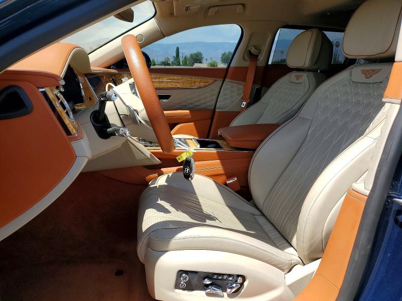 Photo 7 from auction – 2022 BENTLEY FLYING SPUR with VIN SCBBB6ZG2NC092629
