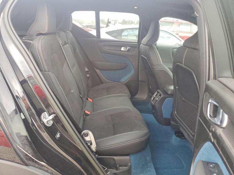 Photo 11 from auction – 2023 VOLVO XC40 with VIN YV4ED3UM8P2109181