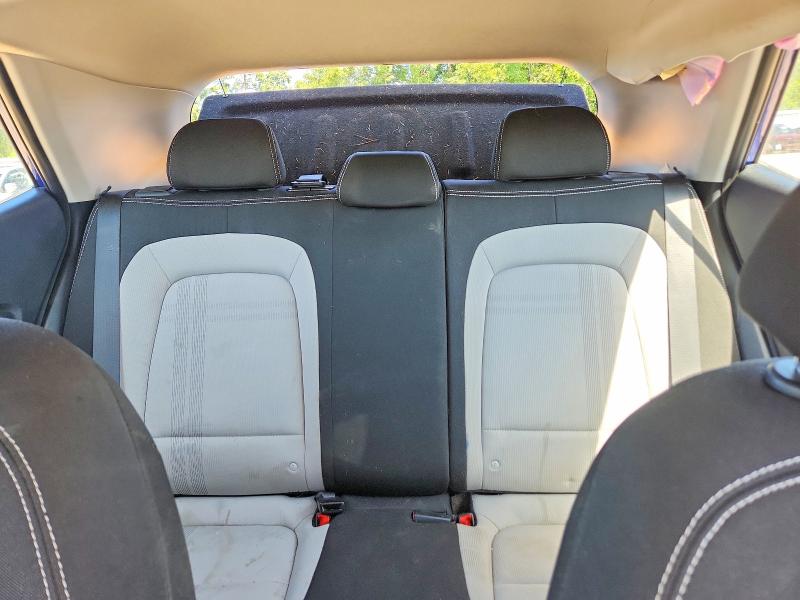 Снимка 10 от търг – 2024 HYUNDAI VENUE с VIN KMHRC8A35RU308336