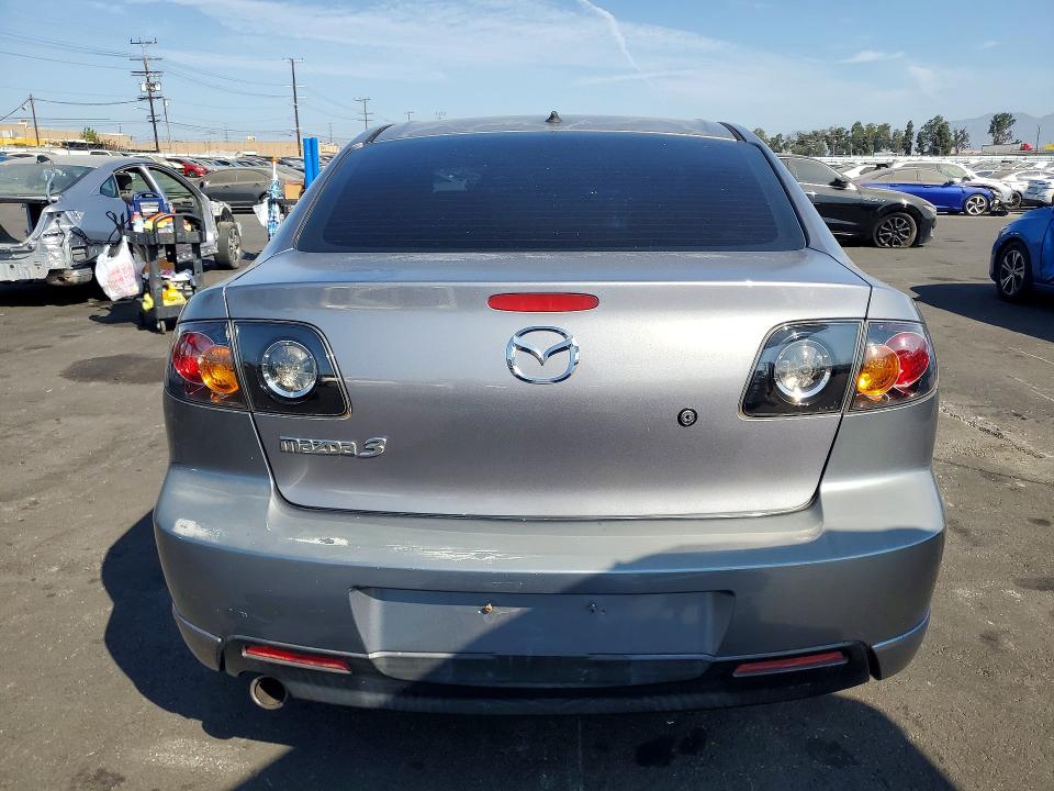 Photo 6 from auction – 2005 MAZDA 3 with VIN JM1BK123751323060