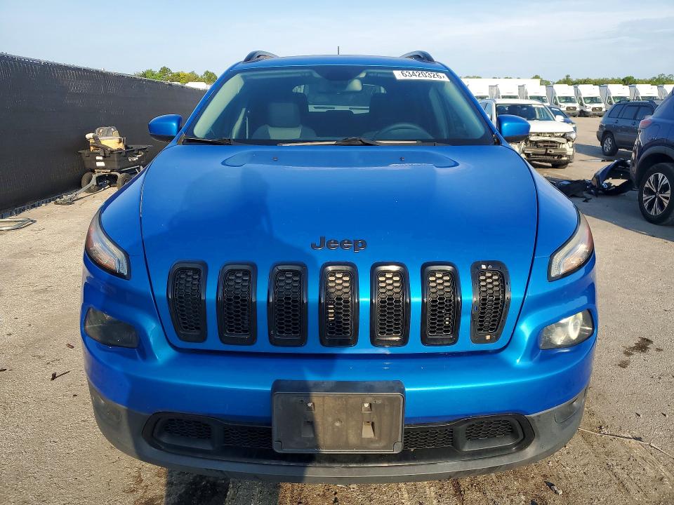 Photo 5 from auction – 2018 JEEP CHEROKEE with VIN 1C4PJLCB5JD544661