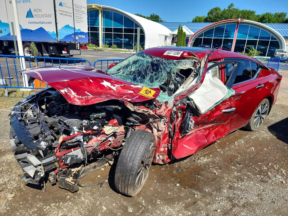 NISSAN ALTIMA 2021 with VIN 1N4BL4EW0MN421140 - Photo from auction