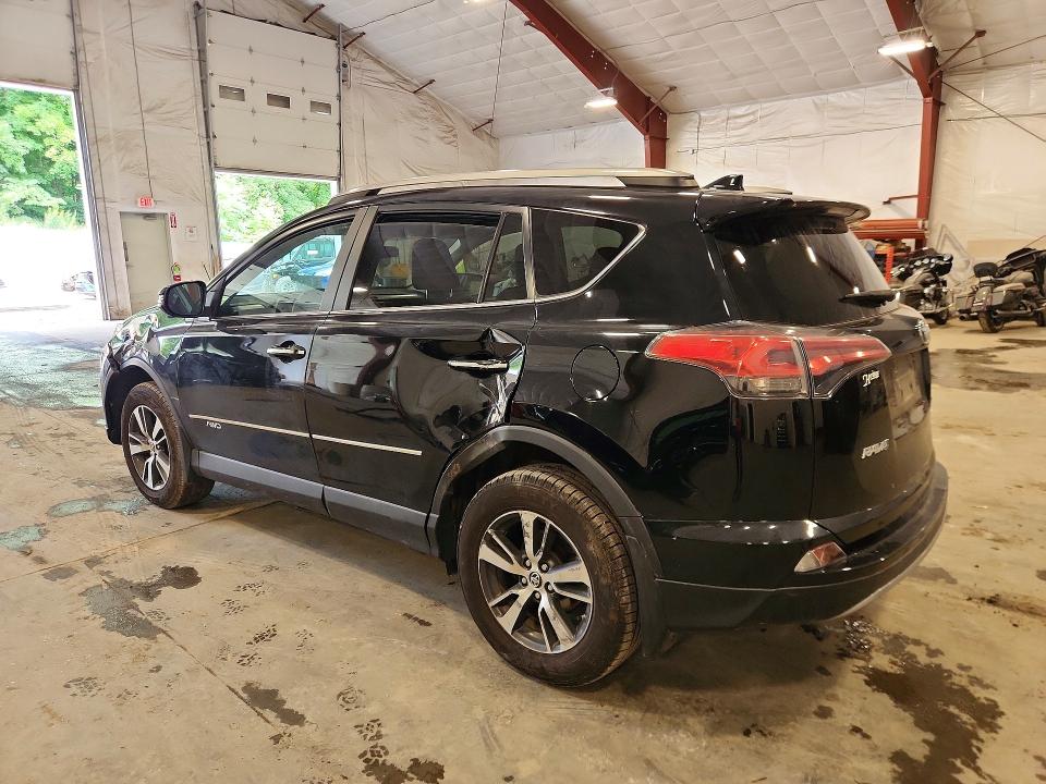 Photo 2 from auction – 2018 TOYOTA RAV4 with VIN 2T3RFREV4JW844442