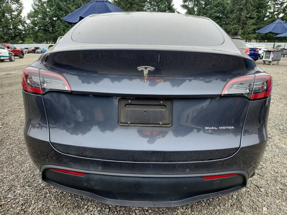 Photo 6 from auction – 2021 TESLA MODEL Y with VIN 5YJYGDEE4MF212580
