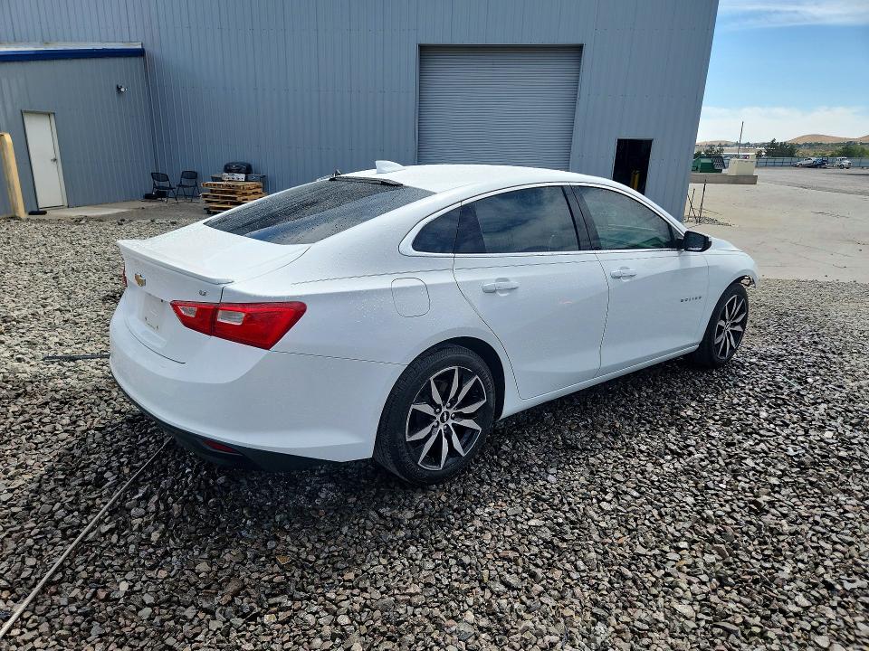 Photo 3 from auction – 2018 CHEVROLET MALIBU with VIN 1G1ZD5ST4JF178985