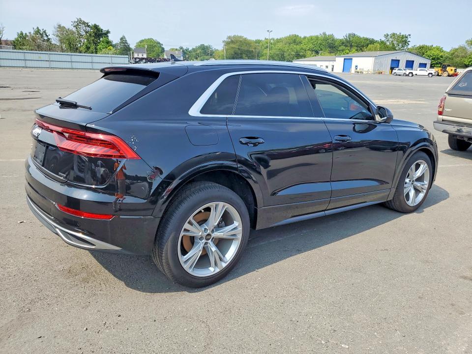 Photo 3 from auction – 2022 AUDI Q8 with VIN WA1BVBF13ND028973