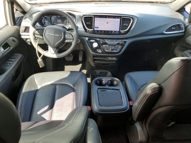 Photo 8 from auction – 2024 CHRYSLER PACIFICA with VIN 2C4RC1S79RR166583