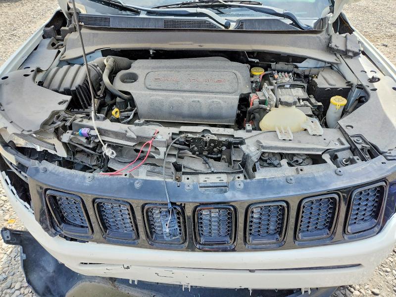 Photo 11 from auction – 2018 JEEP COMPASS with VIN 3C4NJDBB2JT394386