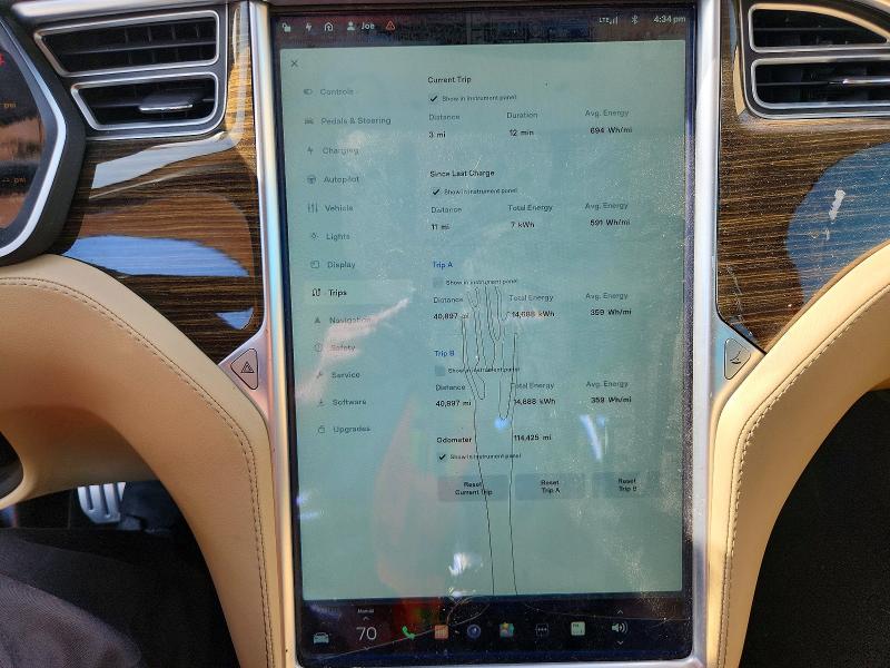 Photo 9 from auction – 2015 TESLA MODEL S with VIN 5YJSA1H21FFP76259