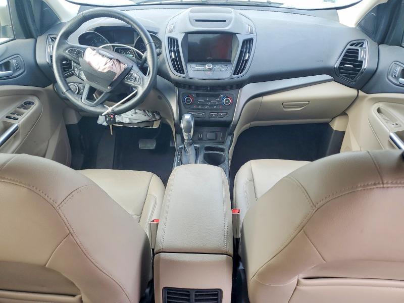 Photo 8 from auction – 2018 FORD ESCAPE with VIN 1FMCU9HD8JUA94048